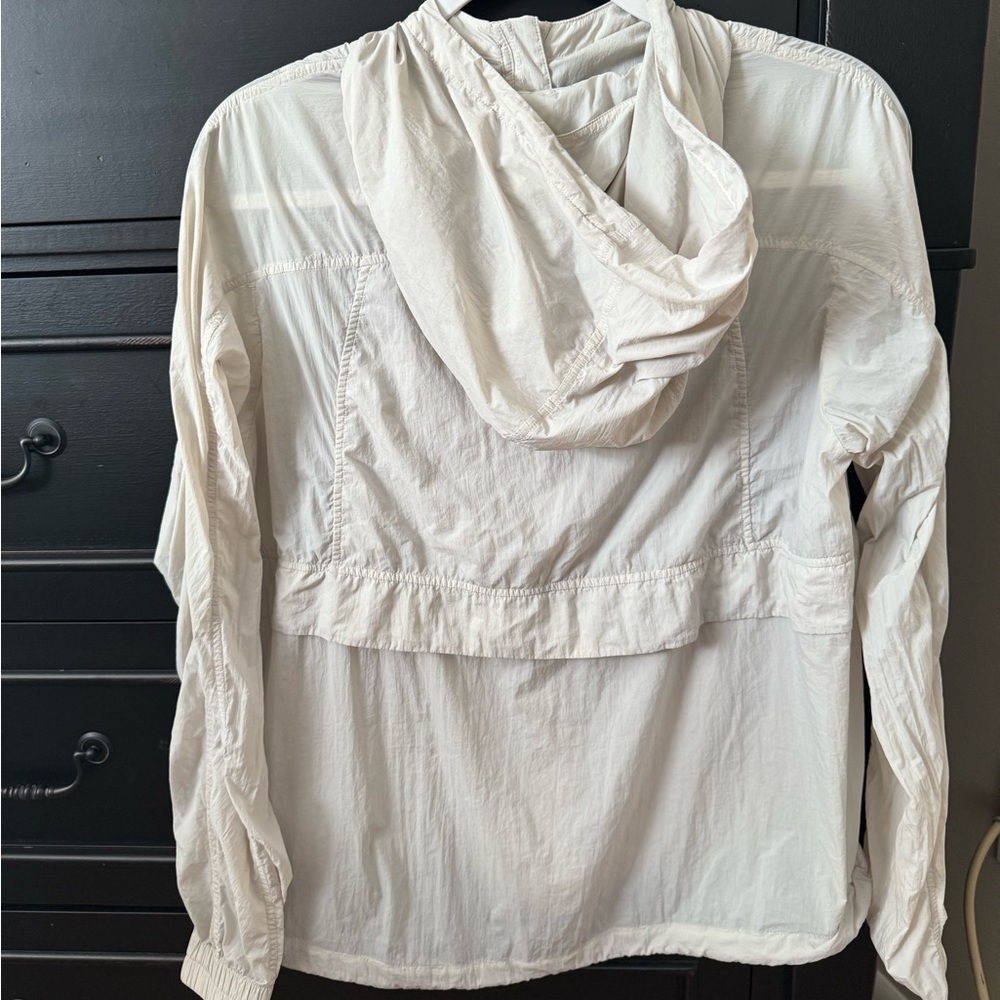 Lululemon jacket - Picture 2 of 3